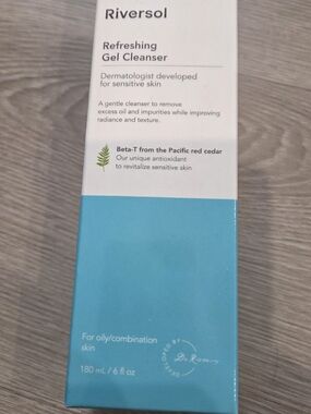 Refreshing Gel Cleanser - Blue